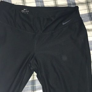 Nike dri fit capris